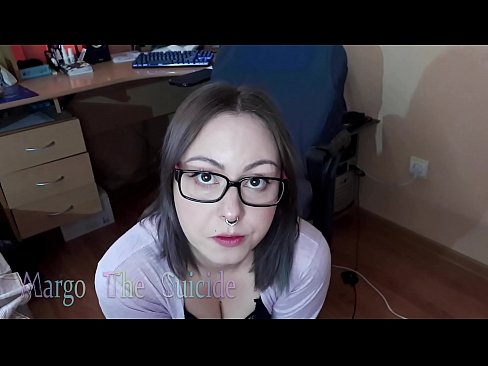 ❤️ Fata sexy cu ochelari suge adânc Dildo în fața camerei de filmat ❤❌  at ro.tubeporno.xyz ️❤